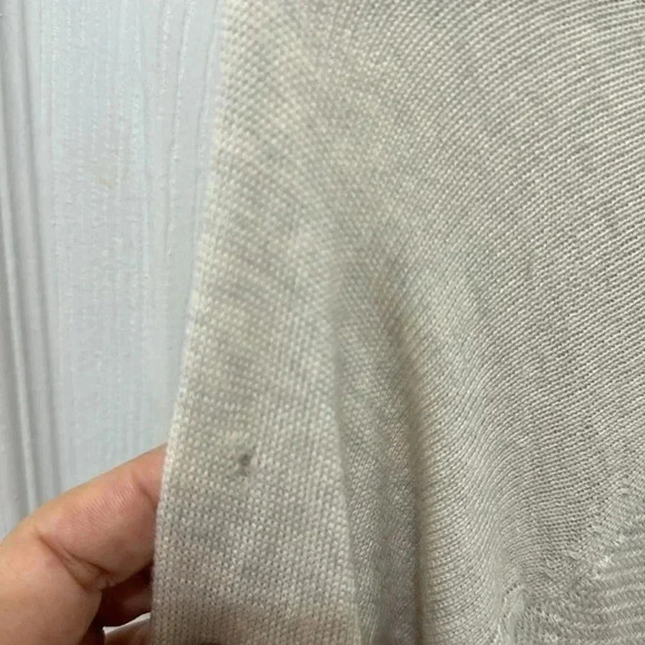 Lululemon Sit In Lotus Heathered Light Ivory Size 2 - Picture 6 of 6